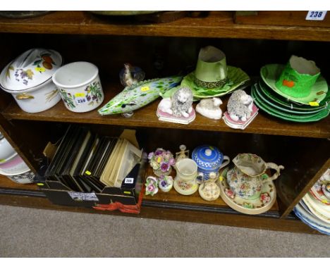 Oval Worcester heatproof lidded tureen and a parcel of Green Leaf Carltonware and other pottery including a pair of early rec