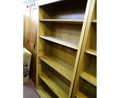 Approx 6ft light oak multi-shelf bookcase