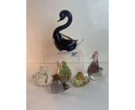 6 Heavy glass birds including Murano, Caithness, Wedgwood etc