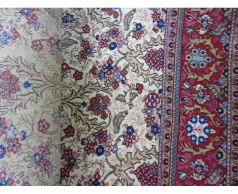 Blue pattern handmade carpet approx., 2.5mtr x 3mtr