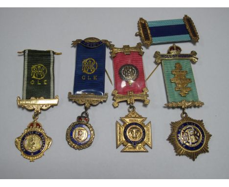 Wilfred D Scott RAOB Medallions, (including hallmarked silver gilt) "Grand Lodge of England" "Initiated 18-7-68 Fitzwilliam L
