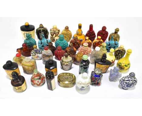 A collection of modern Chinese snuff bottles to include lacquered examples, stone examples, ceramic examples and cloisonne, t