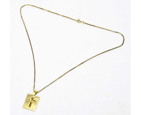 A yellow metal box link necklace stamped 750, suspending a yellow metal pendant decorated with a crucifix, stamped 750, combi
