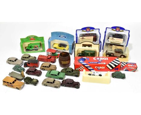 A collection of assorted model vehicles including Dinky Toys, Ford Vedette, further Dinky cars, boxed Corgi diecast models, D