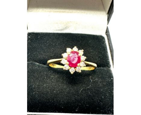 18ct gold vintage diamond &amp; ruby cluster ring (2.5g) 