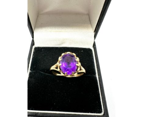 9ct gold amethyst ring (2.2g) 