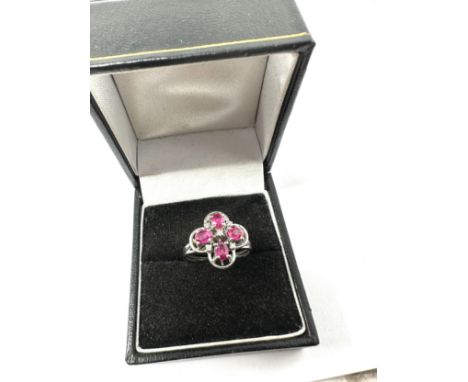 14ct White Gold Ruby &amp; Topaz  Ring (2.8g) 