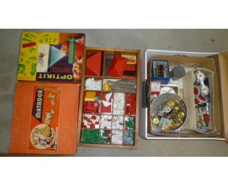 A quantity of Bayko building set parts in scratch built wooden carrying case, an an Optikit No 1 Set optical instrument const