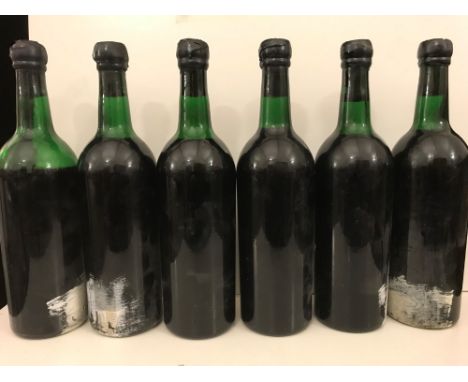 Graham's vintage port 1970, 6 bottles, some signs of seepage (one slightly raised cork and one depressed cork; one level low 