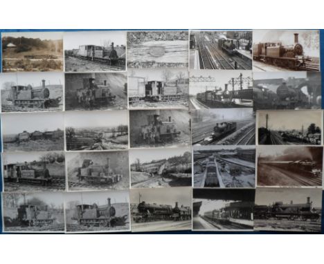 Postcards, Rail, a collection of approx. 148 cards and a few postcard sized photographs. RPs include 13 cards of disused Indu
