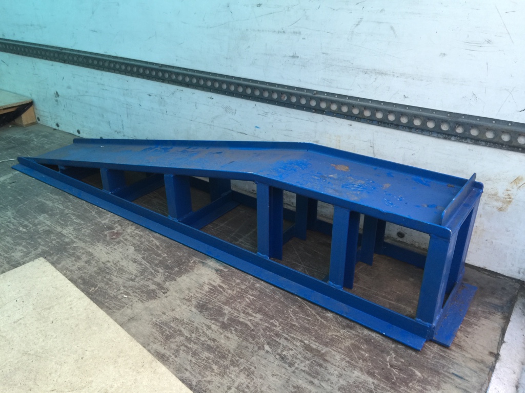 Pair of Heavy Duty Commercial Grade Drive On Ramps, 2 metre length
