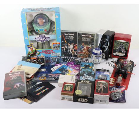 Star Wars Collection of Memorabilia Ephemera and Collectables, Including Boba Fett sealed Micro Machines playset and Boxed Di