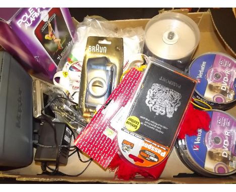 A mixed lot to include Maxtor hard drive, Braun Mobileshave (unused), digital camera, DVD+R disc (unused) and similar 