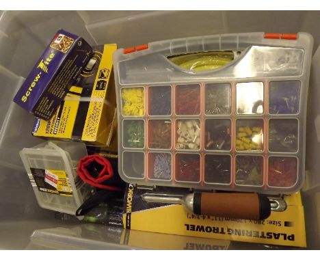 A mixed lot of tools and hardware to include garden hose set, flood light, racket set, drill bits and similar - Est £30 - £50