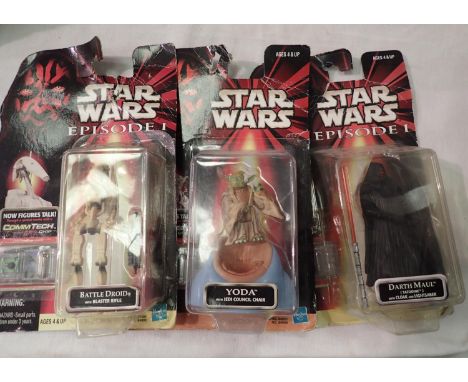 Three blister pack Star Wars figurines. P&amp;P Group 2 (£18+VAT for the first lot and £3+VAT for subsequent lots) 