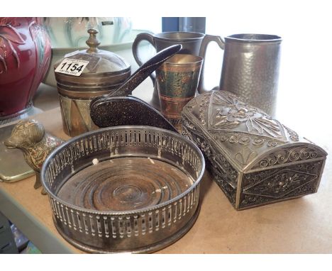 Collection of mixed metalware including silver plate, pewter etc. P&amp;P Group 3 (£25+VAT for the first lot and £5+VAT for s