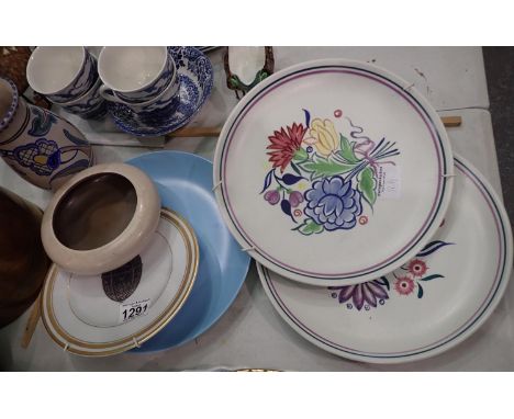 Mixed ceramics to include Poole pottery. Not available for in-house P&amp;P, contact Paul O'Hea at Mailboxes on 01925 659133 