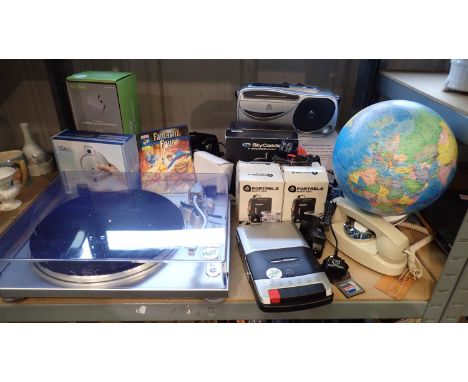 Mixed electricals inc; turntable with magnetic cartridge and bluetooth, solar panel, cassette players, cassette radios, illum