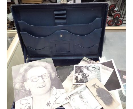 Mixed vintage black and white photographs, including some military. P&amp;P Group 1 (£14+VAT for the first lot and £1+VAT for
