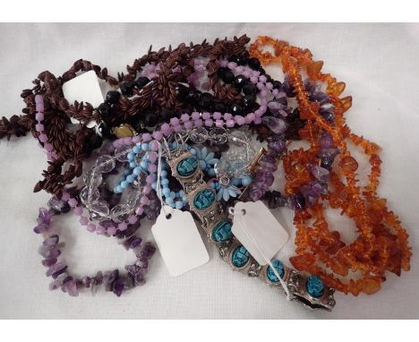 Mixed beaded jewellery. P&amp;P Group 1 (£14+VAT for the first lot and £1+VAT for subsequent lots) 