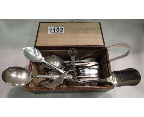 Mixed collectables to include hallmarked silver pickle fork and vintage cards. P&amp;P Group 2 (£18+VAT for the first lot and