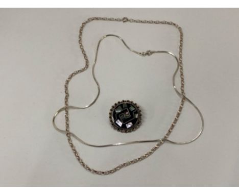ALPACA MEXICO INLAID BROOCH/PENDANT WITH 17” STERLING SILVER BOX CHAIN AND 18’’ SILVER BELCHER CHAIR, GROSS 19.8G
