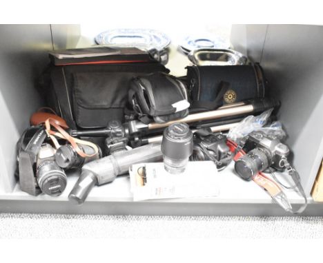 A large collection of camera equipment, to include a Cobra Auto 250 zoom head, a Tamron C6FH camera head, a tri-pod stand, a 