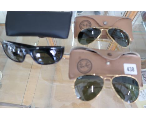 Three pairs of Ray Ban sunglasses - all in used but good condition and with their cases