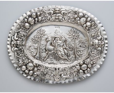 Kl. Schauplatte "Allegorie Asien",Renaissance-Stil, Hanau wohl 1. Hälfte 20. Jh. Silber 13-löt. Imitationsmarken m. Zapfen un