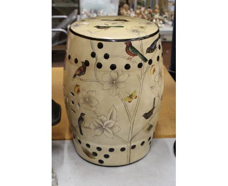 A CHINESE DESIGN CERAMIC GARDEN SEAT