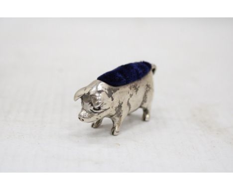 A VINTAGE STERLING SILVER FIGURAL BOAR/PIG PIN CUSHION