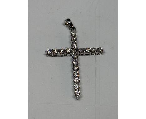 AN 18 CARAT WHITE GOLD PENDANT SET WITH 19 ROUND BRILLIANT CUT NATURAL DIAMONDS DIAMOND WEIGHT 2.2 CARAT AND GROSS WEIGHT 4.9