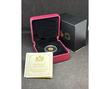 A ROYAL MINT 24 CARAT GOLD CANADA 2019 GOLD PROOF MAPLE LEAF COIN IN A PRESENTATION BOX WITH CERTIFICATE AND SLEEVE
