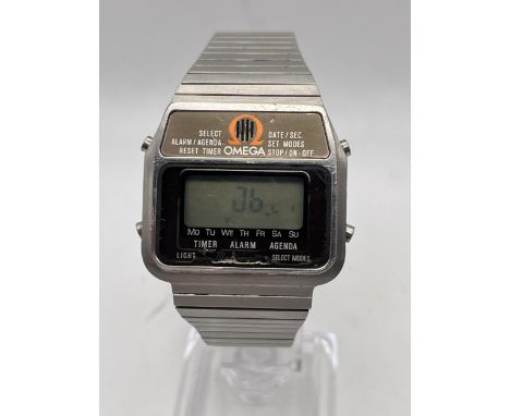 A RARE OMEGA MEMOMASTER GENTS LCD ALARM WATCH 1970'S