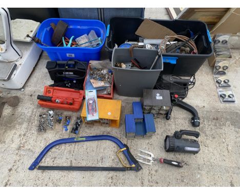 A LARGE ASSORTMENT OF TOOLS TO INCLUDE A TYRE INFLATOR, BRACE DRILL AND HARDWARE ETC