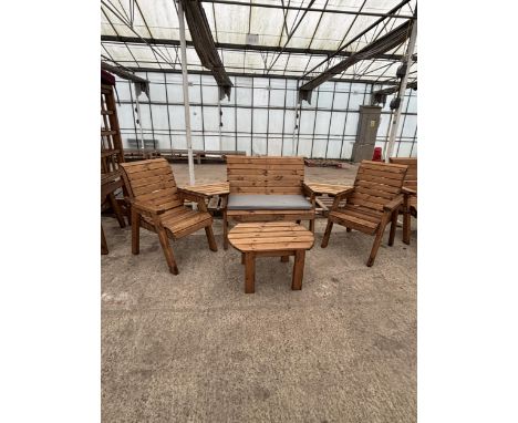 AN AS NEW EX DISPLAY CHARLES TAYLOR FURNITURE SET COMPRISING OF TWO CHAIRS, A TWO SEATER BENCH WITH GREY CUSHION, TWO ADJOINI