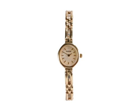 Accurist 9 carat gold ladies wristwatch, the signed mother of pearl dial with baton numerals, quartz movement, the case 15mm 
