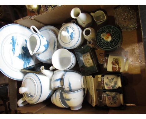 Chinese porcelain tea service, printed in blue and white with a willow pattern, 3 Royal Worcester egg coddlers 