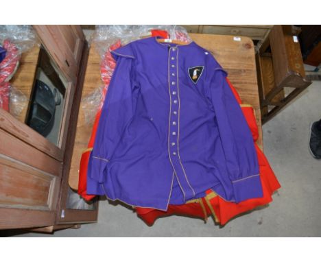 Re-enactors officers red coat with gilt button and a re-enactors tunic (2) 