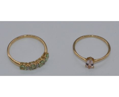 9ct gold ring set with peach sapphire, P 1/4, 1.2g, and a 9ct gold ring set with Merelani mint garnet and white zircon, size 