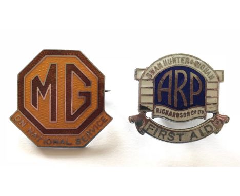WW2 Home Front “MG On National Service” &amp; Swan Hunter ARP Lapel Badges.Two good example of chrome and enamel, complete wi