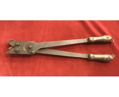 WW1 British Army, Charles Pugh Patented Long Handle Trench Barbed Wire Cutters. 