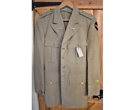 American 1950s US Army Air Force Officers Summer Khaki Jacket made by Palm Beach Suits, with Lieutenant Rank badges, United S