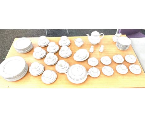 Vintage Noritake Legendary part tea and dinner service to include cups, saucers, plates etc 