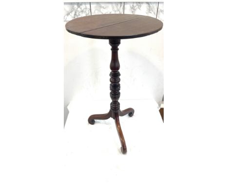 Vintage 3 legged pedestal table 29 inches tall 16 inches diameter 