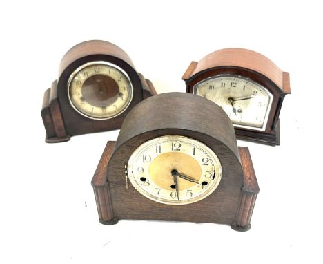 Selection of 3 vintage wooden mantel clocks, to include maker Smiths, all untested 
