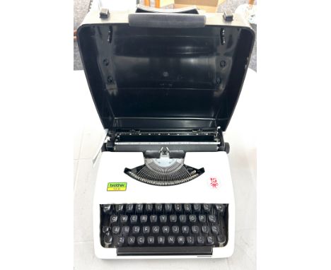 Vintage Brother 100 Portable Typewriter 