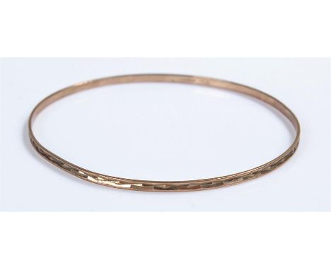 9 carat gold bangle, 4.1 grams