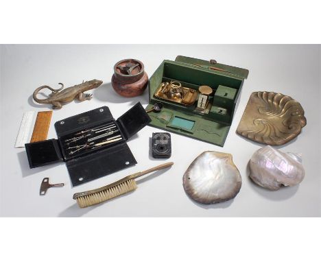 Mixed lot, to include a Pathescope, a Thornton compass set, and a boxed postage scale (qty) 