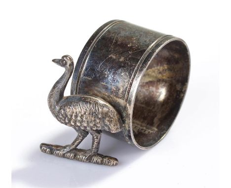 Silver plated Australian novelty napkin ring, with a emu to the front  